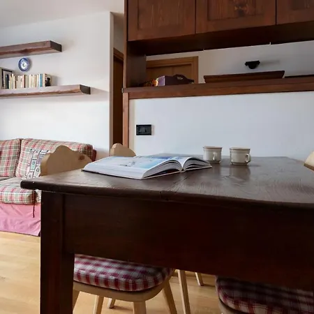 アパート Osteglio 15 Frodolfo